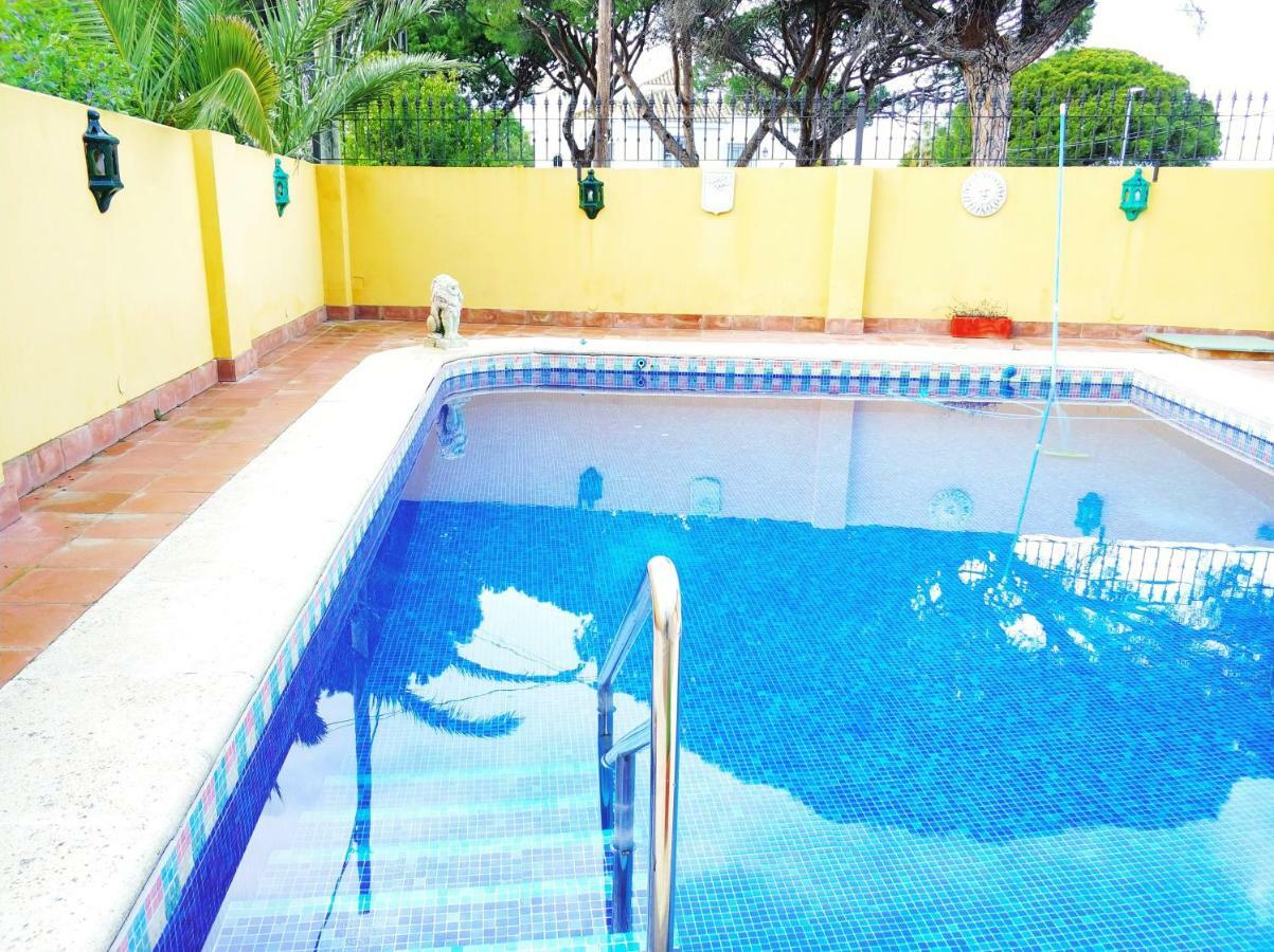 Villa La Jara El Puerto de Santa María Esterno foto